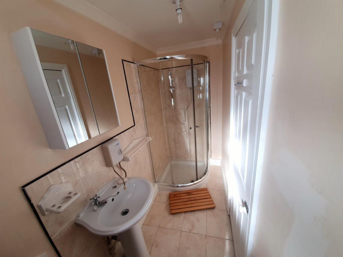 Sherwood Studio Annexe 1 Bedroom Entire Property Boston Extérieur photo